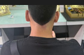 Frischer Cut von hinten